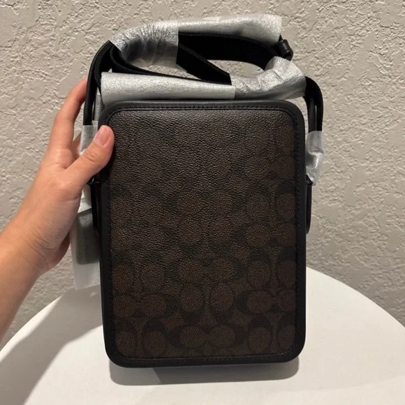 Coach Sullivan Crossbody Messenger Bag NWT